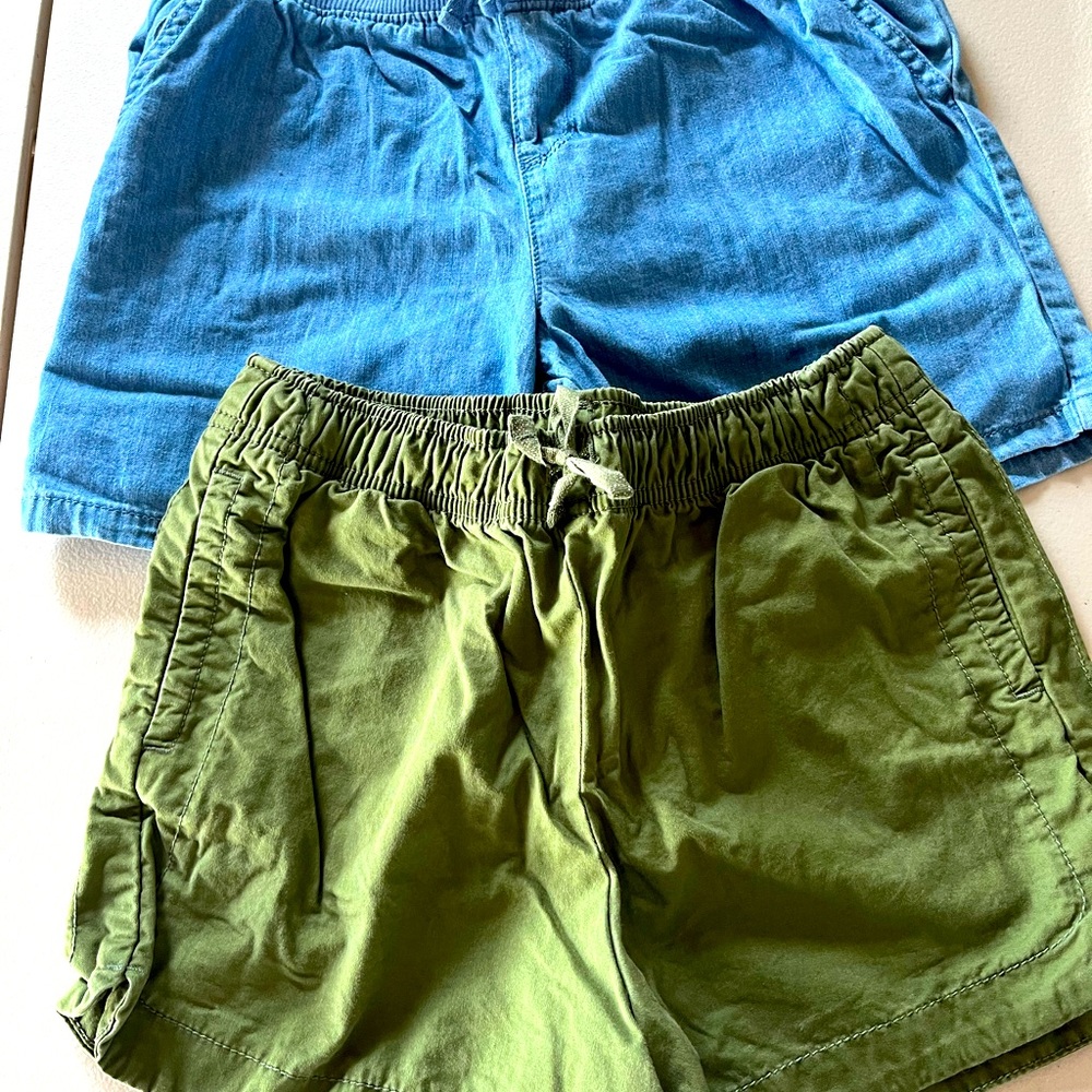 Girls stretchy shorts!